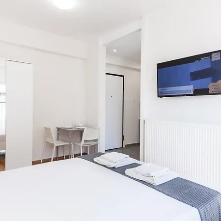 Stylish New Paradise For 2 In Marousi Aten